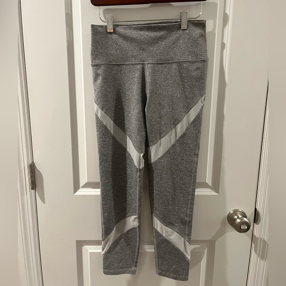 Women's Aerie Chill Play Move Athletic Performance Leggings Medium